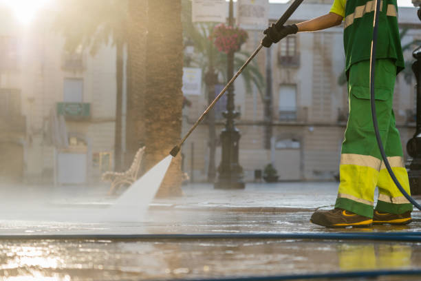 Best Commercial Pressure Washing  in Baldwyn, MS